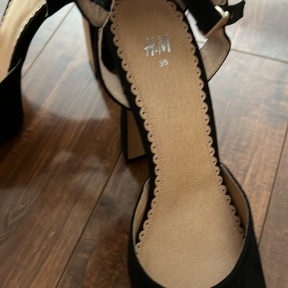 H&M black suede platform ankle strap heels - Picture 9 of 15